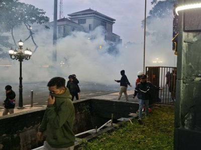 Gas Air Mata