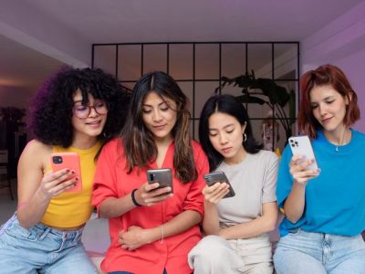 Penggunaan Gawai Di Kaitkan Dengan Memburuknya Kesehatan Mental Remaja