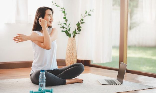 Redakan Stres Akhir Tahun Dengan Yoga Terstruktur