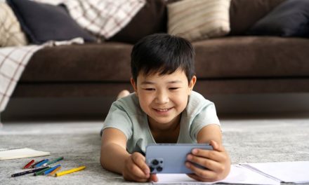 Screen Time Dan Dampak Jangka Panjang Bagi Anak