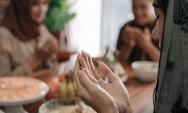 Trik Cerdas Untuk Tidak Cepat Lemas Saat Puasa