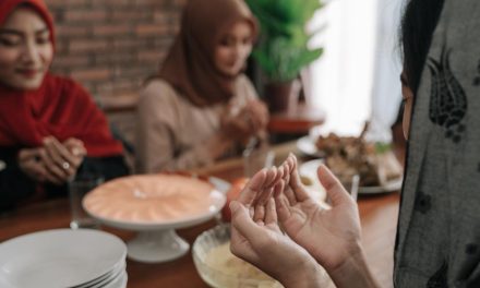 3 Hal Utama Yang Buat Puasamu Jadi Makhruh