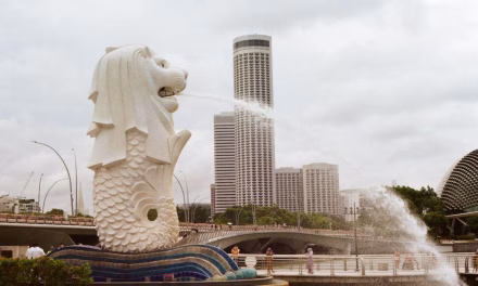 Mau Ke Singapura? Jangan Lupakan 7 Syarat Penting Ini!