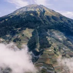 Mau Muncak? Ini Deretan Gunung Paling Tinggi Kita