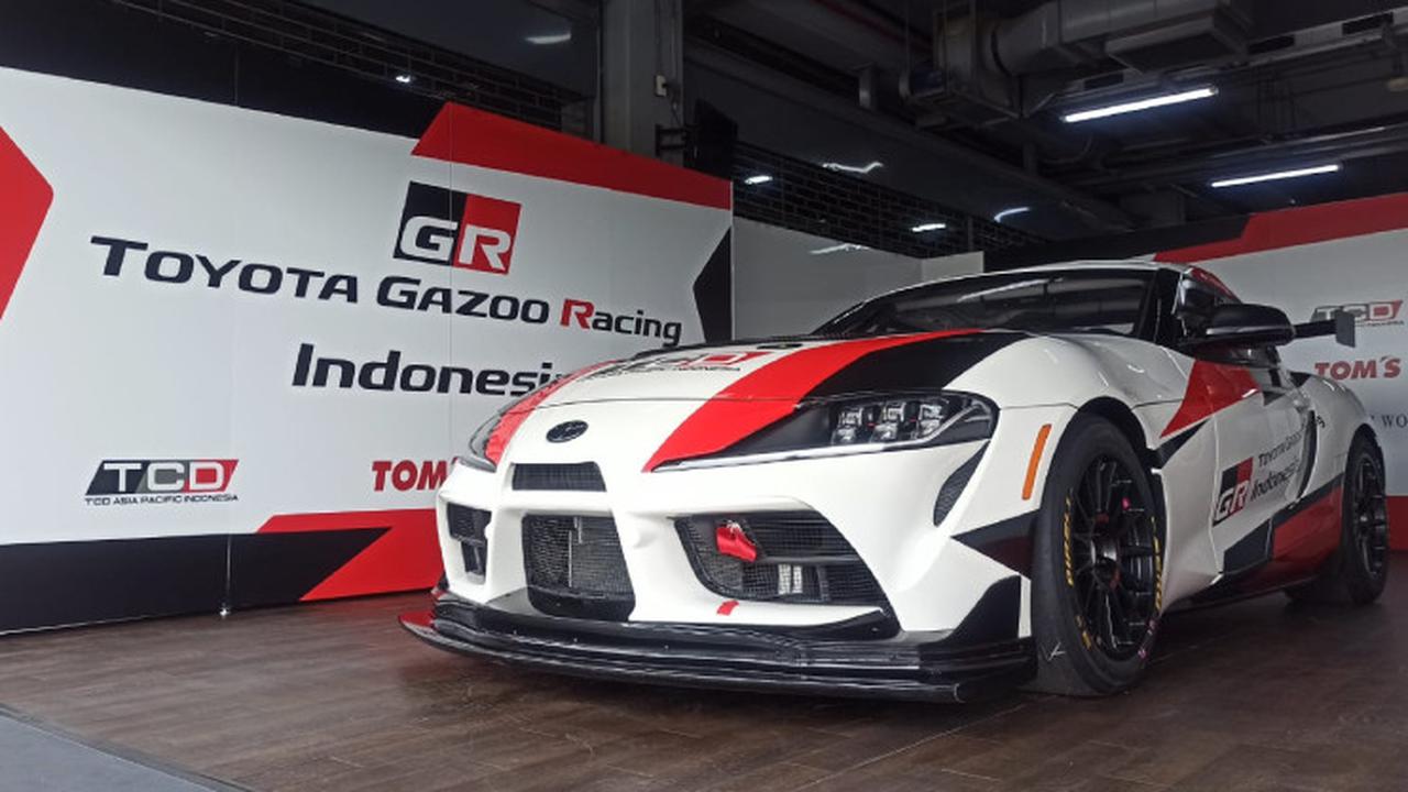 Mengenal Super GT, Balapan Mobil Sport Paling Gila Di Asia!
