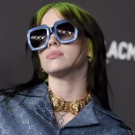 Gaya Unik Billie Eilish Yang Selalu Bikin Salfok