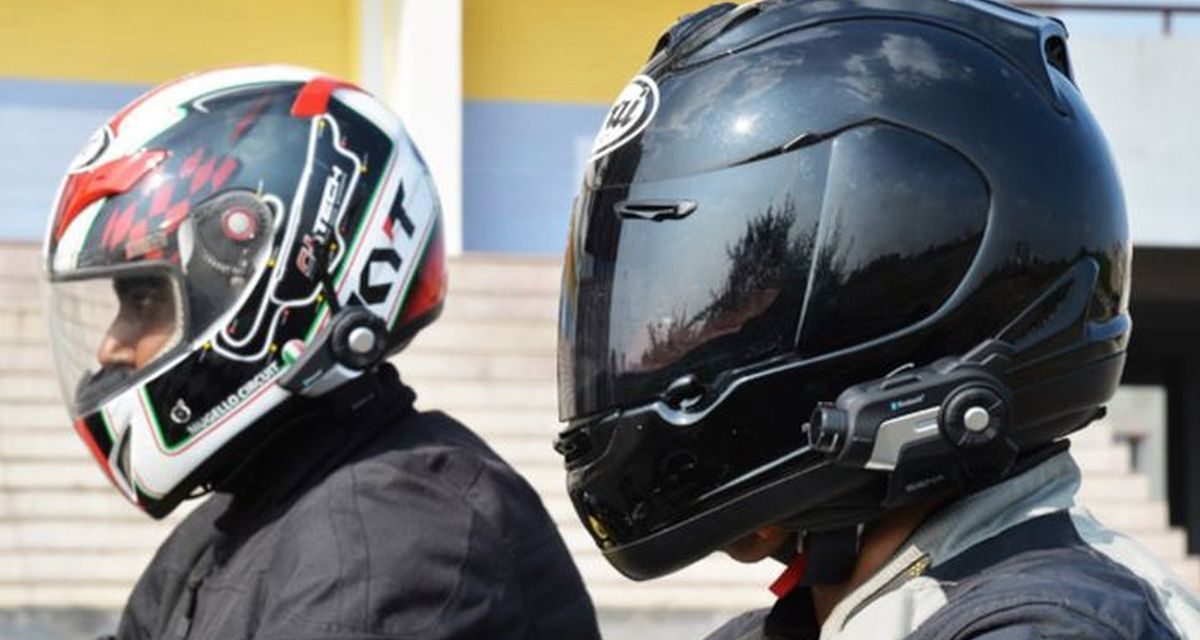 Alasan Intercom Wajib Punya Buat Anak Motor