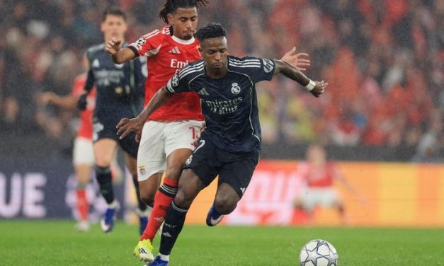 Benfica Hajar Madrid 4-2: Banjir Kartu Merah Hingga Gol Kiper