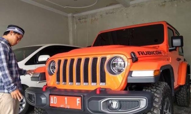 Intip Garasi Penguasa: Ini Deretan Mobil Tipe Para Pejabat