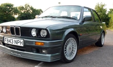 BMW E30: Mobil Tua Yang Makin Buas Dan Ghoib