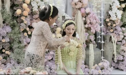 Pesona Jumputan Hijau Alyssa Daguise